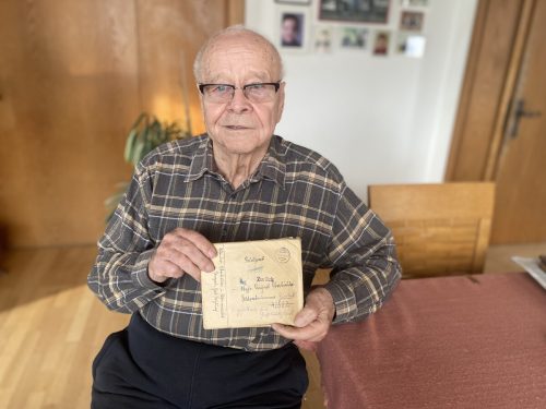 Josef Buder aus Nüziders hat den Brief von seiner Urgroßtante nie geöffnet. VN/JUN