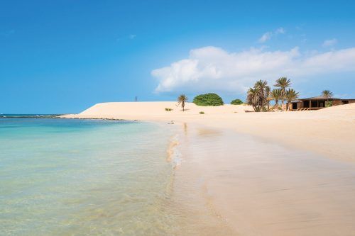 Schöner Ausblick: Die Insel Boavista wird ihrem Namen gerecht.  Shutterstock