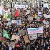 Neue Streiks gegen Rentenreform