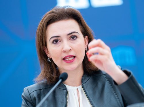 Zadic sprach von einem „echten Paradigmenwechsel.“ APA/Hochmuth