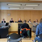 Eigene Wohnung in Brand gesetzt