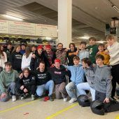Rheintal-Bulldogs auf der Kartbahn statt im Eisstadion