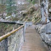 Rappenloch an Wochenenden offen