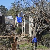 Erneut Unwetter und Tornados in den USA