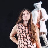 Premiere von „Erdbeben in London“ am Landestheater. »d5