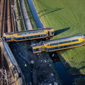 Verheerendes Zugunglück in Holland: Ein Toter, viele Verletzte