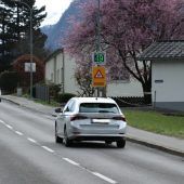 Geschwindigkeitsanzeigen in der Waldburgstraße montiert