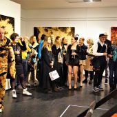 Hier treffen Malerei und textile Kunst aufeinander