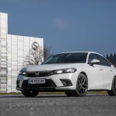 Als Hybrid geht der Civic in die Vollen
