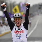 Pogacar triumphiert auch in Flandern