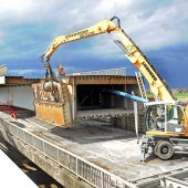 Stählerne Rheinbrücke wird eingeschmolzen
