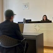 Mutter mit Selbstverbrennung gedroht