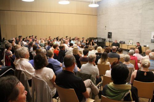 Die Besucherinnen und Besucher erwartet bei „Hörmal“ ein vielfältiges Programm von Musik bis Kabarett. CHF