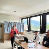 Stimmzettel sind auf dem Weg in die Türkei