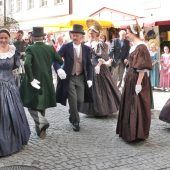 Auftanz der Trachtengruppe Feldkirch in der Innenstadt