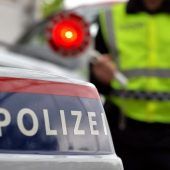 „Aktion scharf“ im ganzen Land: Drogenlenker nimmt Reißaus vor der Polizei. »A8