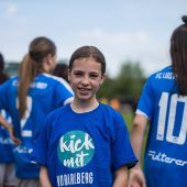 Kicken und Lernen. „Ma hilft“ unterstützt ein ganz besonderes Mädchenprojekt. »A2
