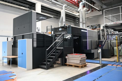 Diese Druckmaschine soll entscheidenden Vorsprung gegenüber Mittbewerb sicherstellen. Fa/Luttenberger (3)