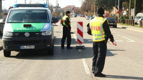 Für einen wegen Steuerhinterziehung verurteilten Polen war an der Grenze vorläufig Endstation.  symbol/dpa