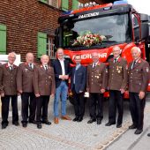 Segen für neues Löschfahrzeug
