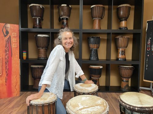 Natalie Moosmann verbindet ihre Leidenschaft für die Musik mit ihrem Hilfsprojekt in Senegal.  MOOSMANN (4), VN/Steurer