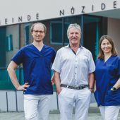 Zwei junge Ärzte für Allgemeinarztpraxis