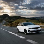 Autonews der Woche Auch der Astra-Kombi wird sportlich / Toyota-Modelle als weltweite Verkaufsschlager / Alpine blickt in die elektrische Zukunft