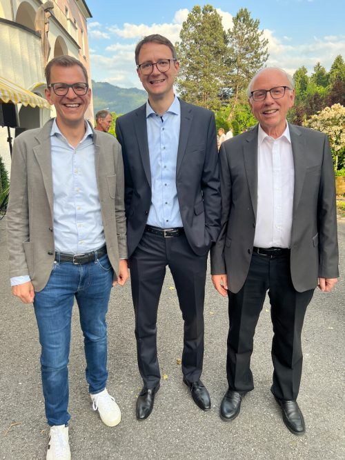Primar Thomas Winder, ärztl. Leiter Klaus Gasser und Kinderarzt Wolfgang Hilbe.