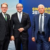 Politik in Kürze