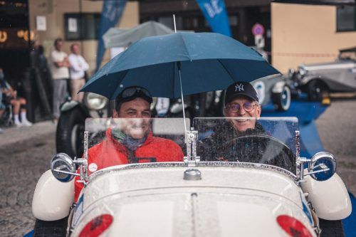 128 Oldtimer sind dieses Wochenende in Lech zu bestaunen.