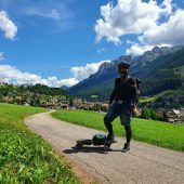 1433 Kilometer auf E-Skateboard: Südtiroler stellte Weltrekord auf