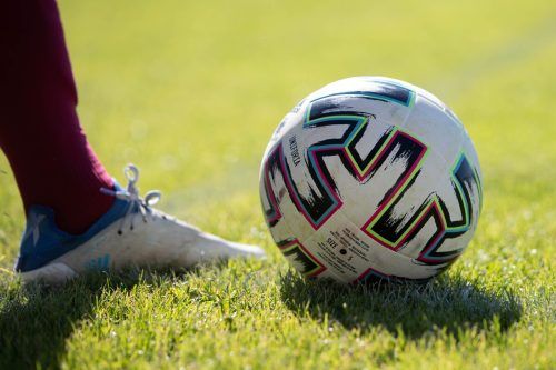 Ab heute rollt die Kugel für alle Bundesligateams in Vorarlberg wieder. SCR Altach, Austria Lustenau und SW Bregenz starten ihre Vorbereitungen.  gepa