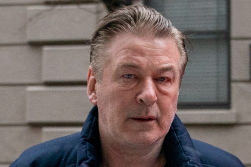 Alec Baldwin hat bei Filmdreh versehentlich eine Kamerafrau erschossen.