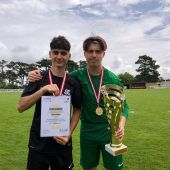 Poly Dornbirn feiert Sieg bei Fußball-Bundesmeisterschaft