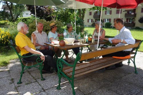 Am Samstag, den 3. Juni, sowie am Sonntag, den 4. Juni, findet der Bänkle Hock in Rankweil und Brederis statt. 23 Gastgeber laden zum Platznehmen und Plaudern ein. gemeinde