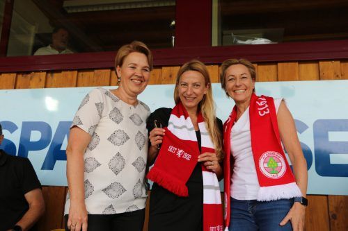 Andrea Kaufmann, Juliane Bogner-Strauß und LR Martina Rüscher (v. l.). Lutz