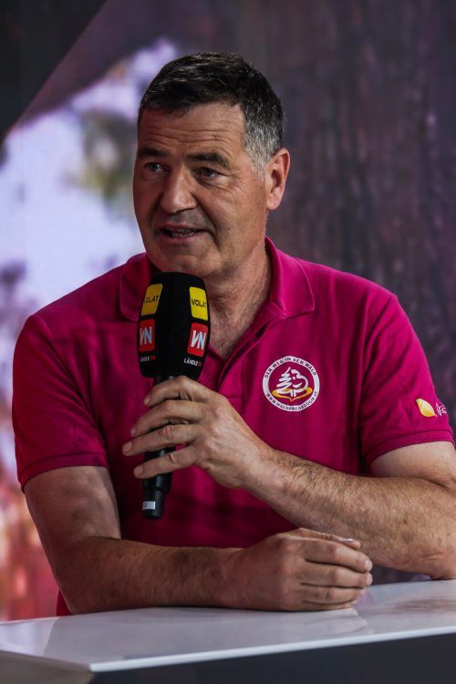 Andreas Amann ist Landesforstdirektor Vorarlbergs. Längere Trockenperioden und der Borkenkäfer setzen heimischen Arten zu. Die Natur wisse sich aber zu helfen.