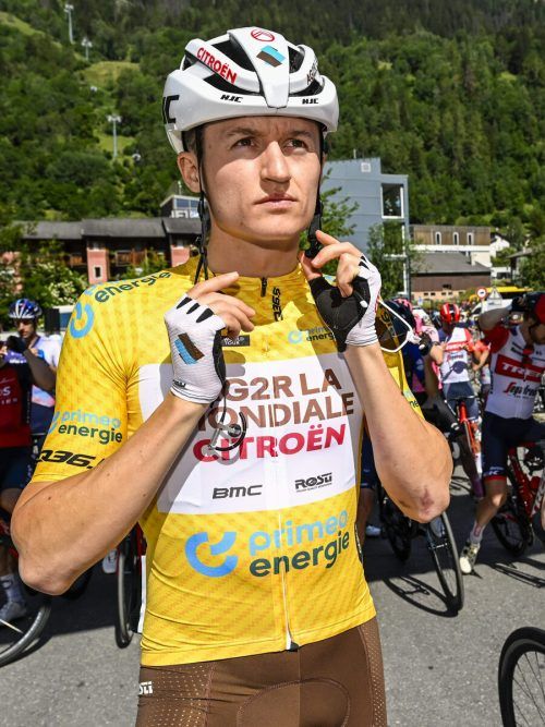 Bei Felix Gall kam nach seinem achten Platz bei der Tour de Suisse nach dem tödlichen Sturz von Gino Mäder überhaupt keine Freude auf. gepa