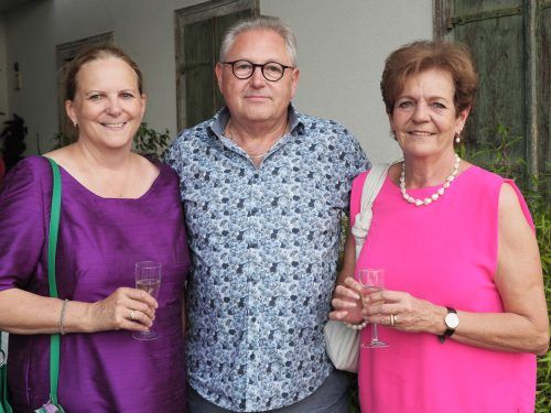 Cornelia Vögel (r.) mit Franz und ihrer Schwester Karoline Schaffenrath.