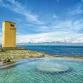 Abens im Thermalbad entspannen