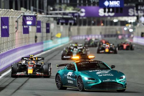 Der grüne Aston Martin Vantage von Bernd Mayländer hat 535 PS. APA