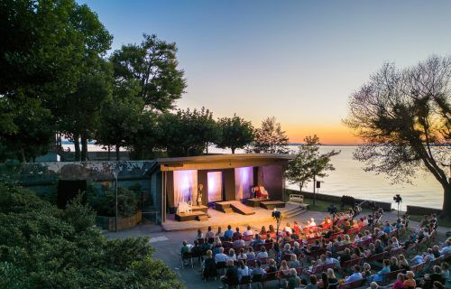 Die Langenargener Festspiele finden noch bis 8. August 2023 statt. Valentin Müller