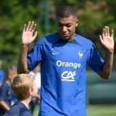 Für Mbappé Paris zur Zeit „einzige Option“