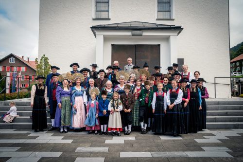 Ein buntes Rahmenprogramm bietet der Westallgäuer Heimattag in der Vorderwälder Gemeinde Riefensberg.  Gemeinde Riefensberg