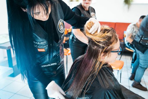 Engel mit Scheren: Die Barber Angels sind am Sonntag in Dornbirn im Einsatz. BAA