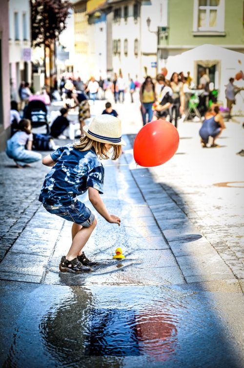 Es wird gespielt, getanzt, gebastelt und getobtin Bregenz. Stadtmarketing Bregenz/Udo Mittelberger