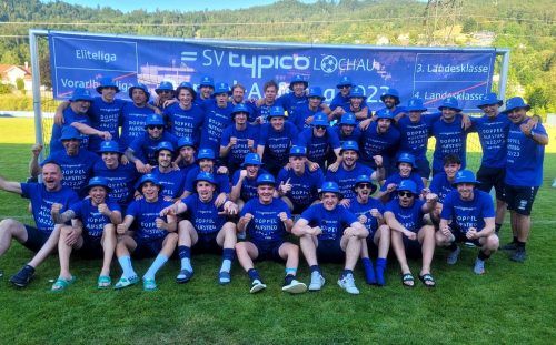 Große Doppel-Aufstiegs-Party des SV typico Lochau im Stadion Hoferfeld nach einer erfolgreich abgeschlossenen Meisterschaft 2022/2023.  BMS/2