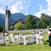 Traditionelle Festumzüge