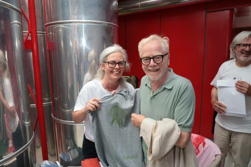 Magdalena Steinhauser und Künstler Tone Fink.