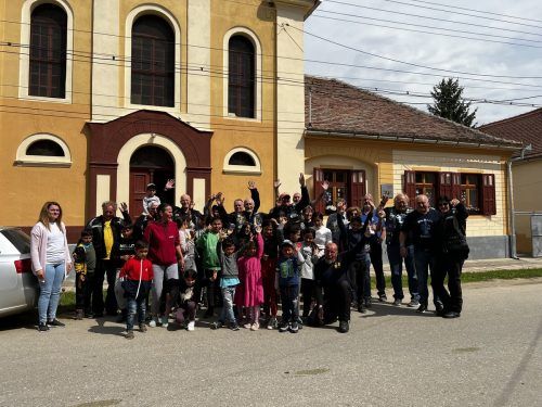 Mehr als 40 Polizisten von den „Blue Knights“ waren bei „Elijah“ zu Gast. NeurureR
